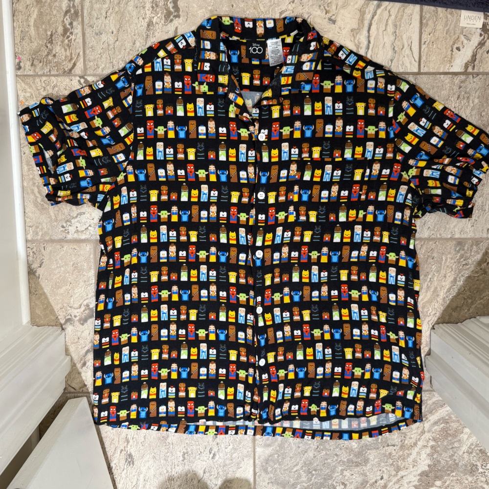 Size XXL Men's Disney Black Graphic Shirt